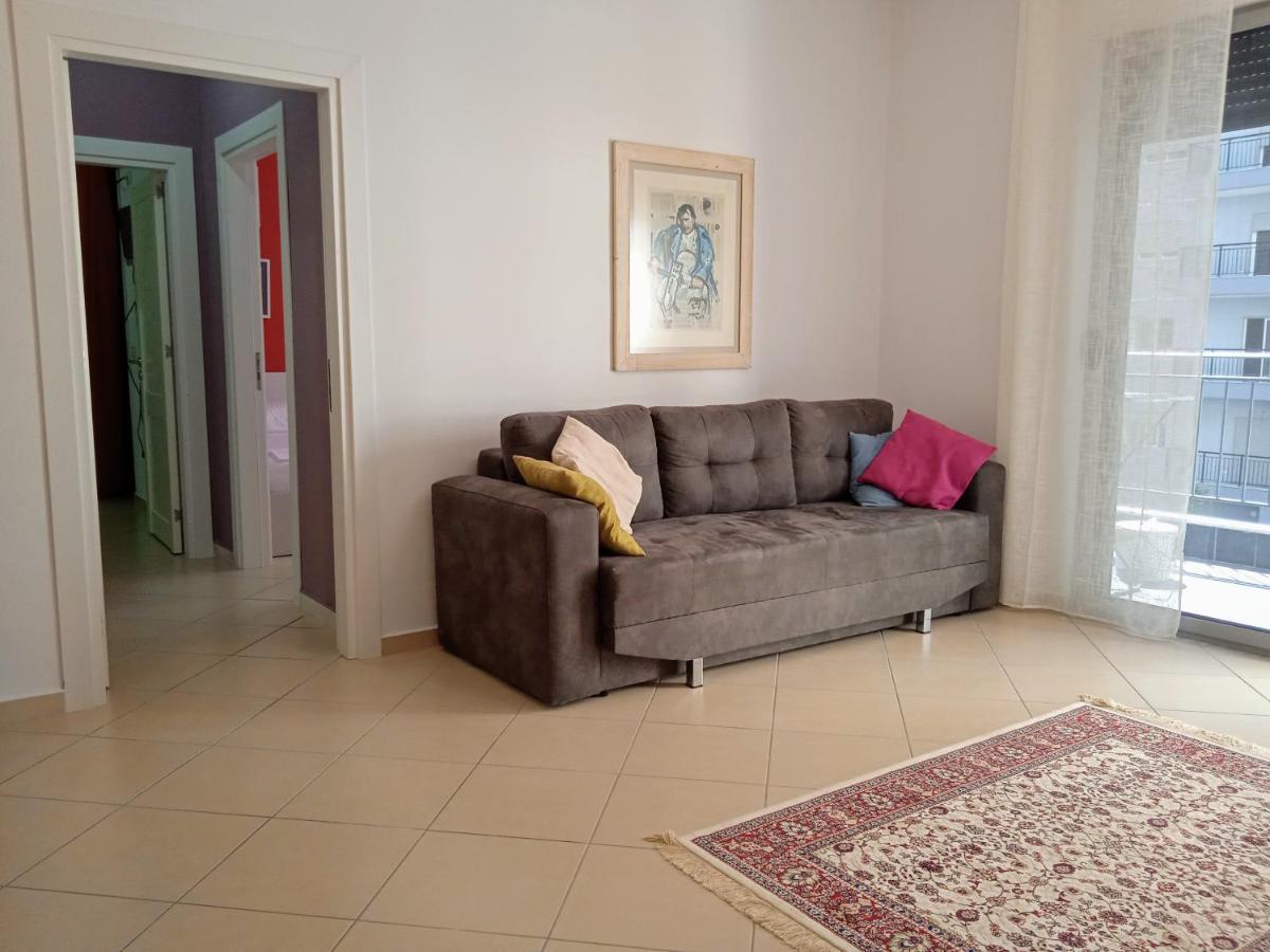 Artist S Apartment Vlorë Eksteriør billede